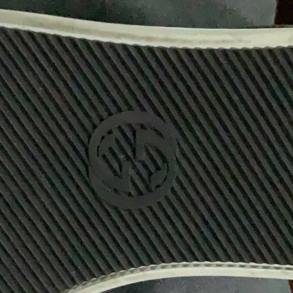 Gucci Shoes. SOLD ON EBAY... - Picture 5 of 8